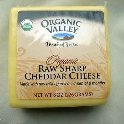 Organic Sharp Cheddar Cheese, 8 Oz